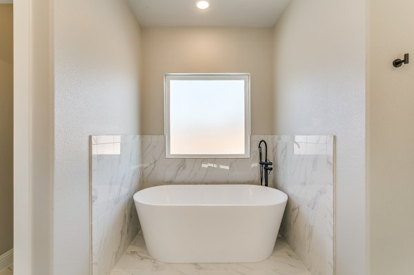 Click on house plans image to enlarge