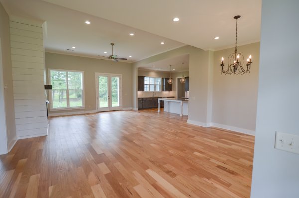 Click on house plans image to enlarge