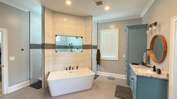 Click on house plans image to enlarge